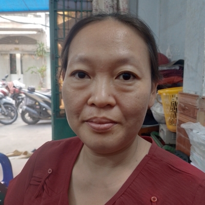 HỒNG VÂN LÊ