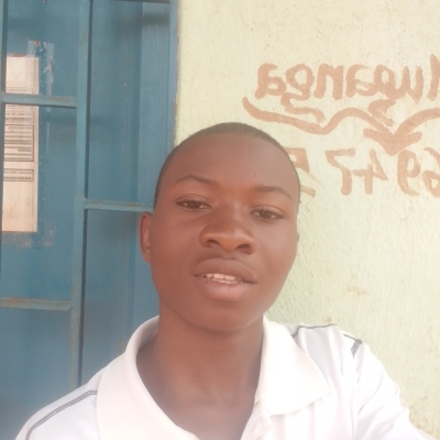 ndayihimbaze lucky