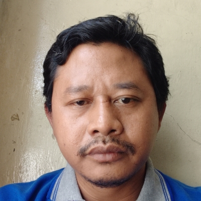 Apri Yadi