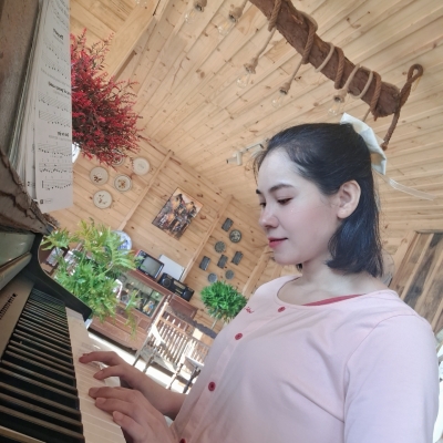 Hường Hoàng Hoàng