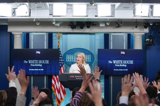 White House restricts journalists' access to 'Upper Press' area to protect 'sensitive material' - TRT World