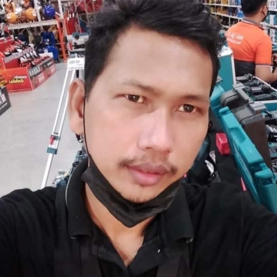 อนุชา ปานเนียม