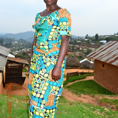 esther Kahindo