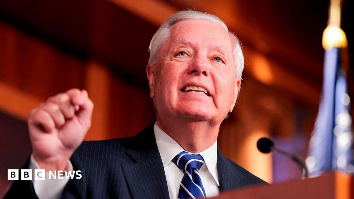 US Senator and Trump ally Lindsey Graham dies after 'brief and sudden illness' - BBC News